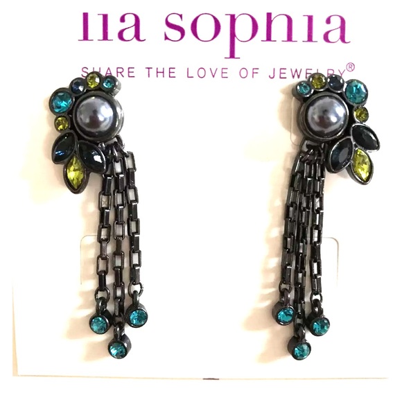 Lia Sophia Jewelry - Lia Sophia Gothica 4-in-1 hematite tone earrings